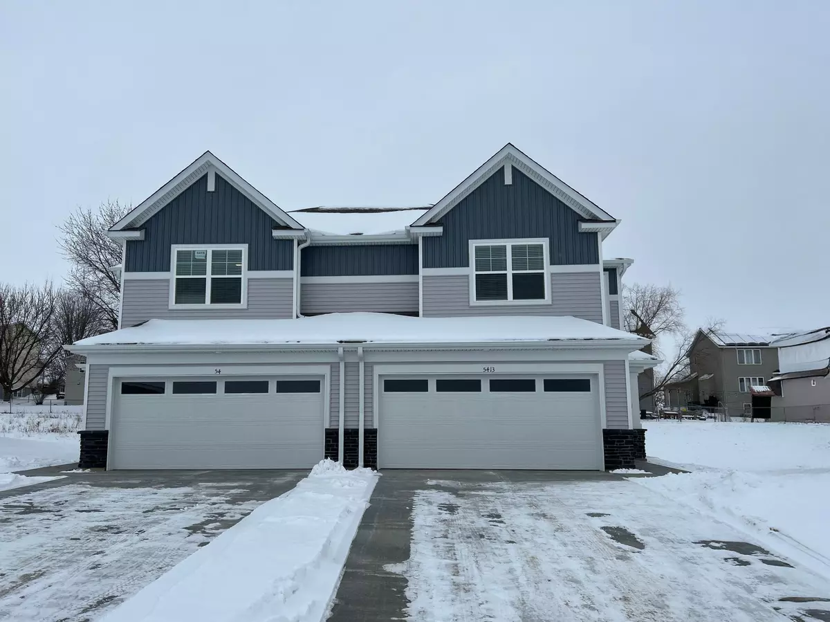 Rochester, MN 55901,5413 Queens DR NW