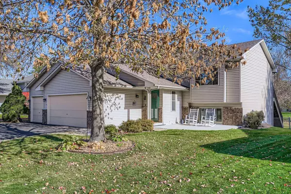 Shakopee, MN 55379,1121 Scott ST S