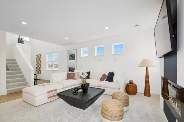 Rosemount, MN 55068,14405 Allerton WAY