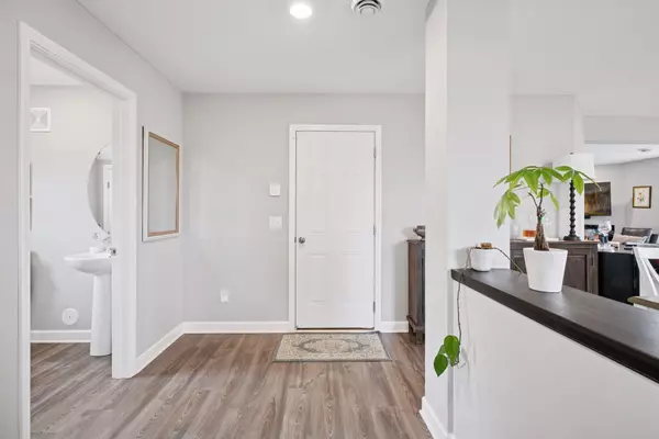 Medina, MN 55340,1029 Jubert DR