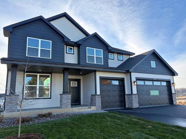 8693 Periwinkle BLVD, Woodbury, MN 55129