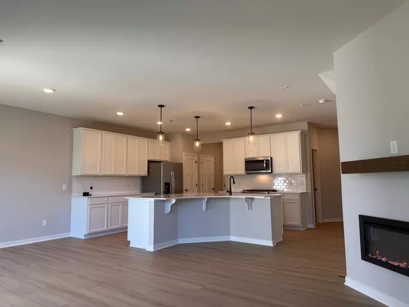 14983 Avondale VW, Rosemount, MN 55068