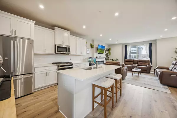 Maple Grove, MN 55369,13485 Territorial CIR N