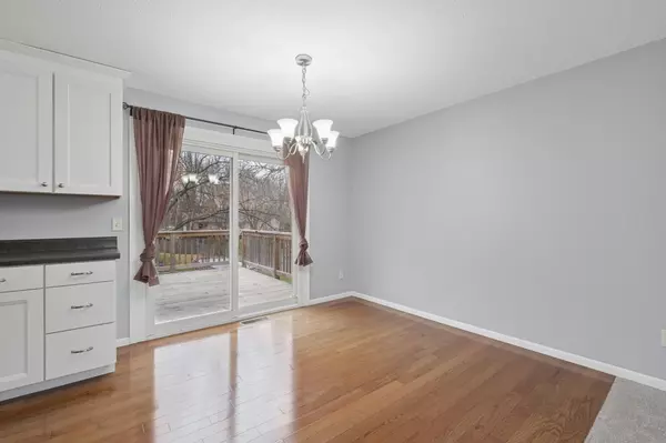 Forest Lake, MN 55025,802 9th AVE SW