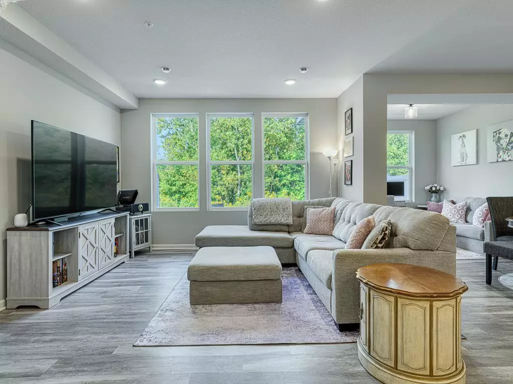 Eagan, MN 55123,4921 Avery CT