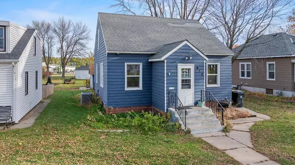 Tracy, MN 56175,912 Rowland ST