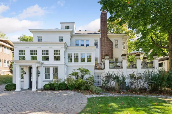 Minneapolis, MN 55419,4720 Girard AVE S