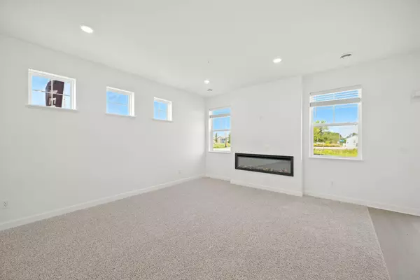 Waconia, MN 55387,180 Huntington DR