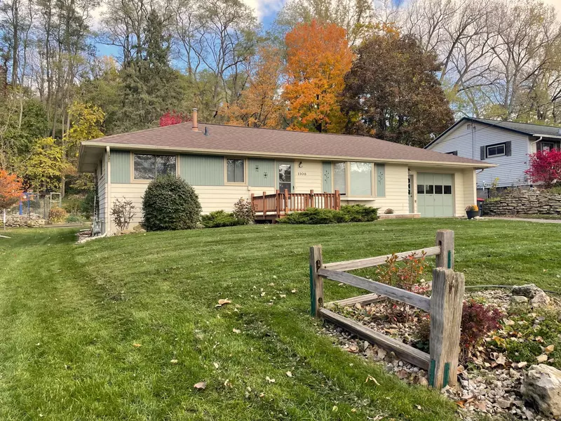 1108 Hawthorn ST, Red Wing, MN 55066