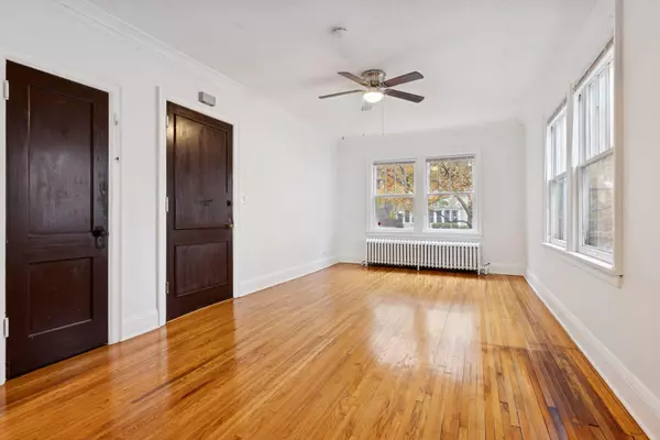 Minneapolis, MN 55408,3540 Harriet AVE #2