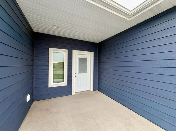 Dilworth, MN 56529,1608 6th AVE NE