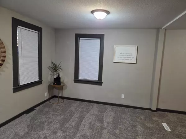 Prescott, WI 54021,254 Court ST S