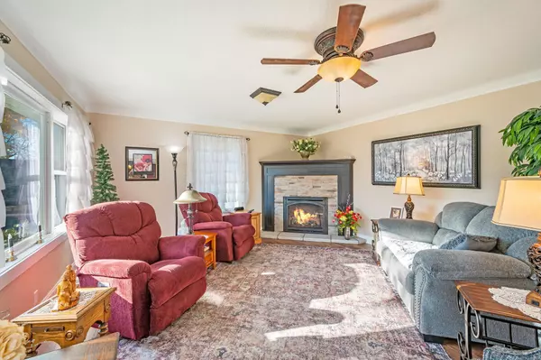 Jackson, MN 56143,110 Circle DR