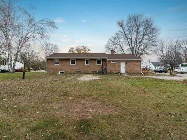 Staples, MN 56479,801 5th ST NE