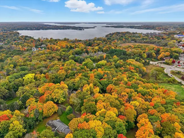 Wayzata, MN 55391,1426 Holdridge CIR