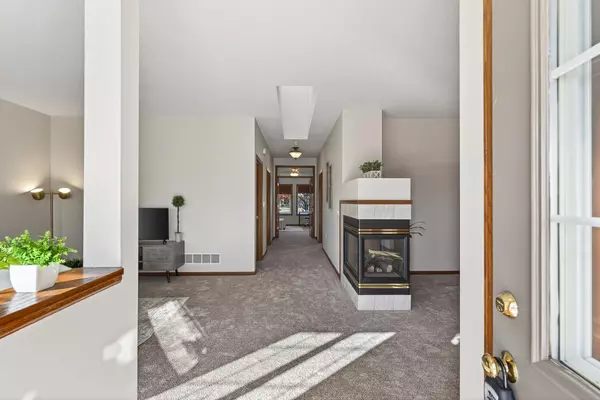 Apple Valley, MN 55124,15681 Flackwood WAY