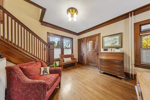 Owatonna, MN 55060,233 E School ST