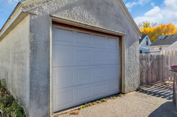 Saint Paul, MN 55119,1779 Orange AVE E