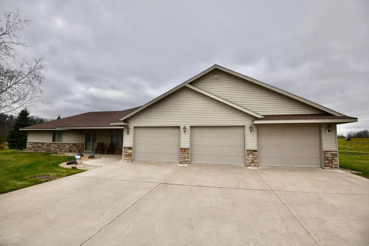 Milaca, MN 56353,12221 85th AVE