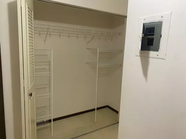 Edina, MN 55435,7350 York Avenue S #209