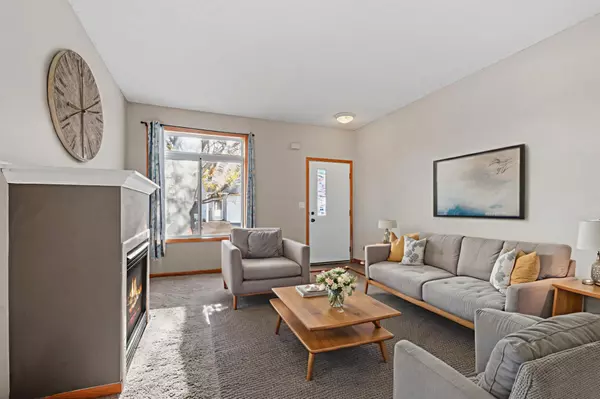 Shakopee, MN 55379,1954 Parkway AVE