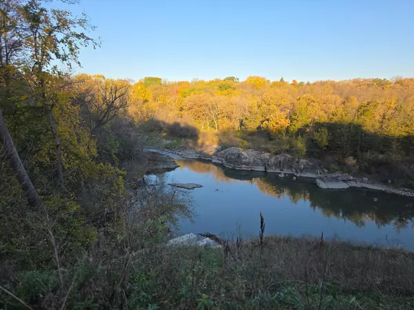 Redwood Falls, MN 56283,109 W Bridge ST W