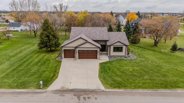 Oxbow, ND 58047,510 Sunset DR