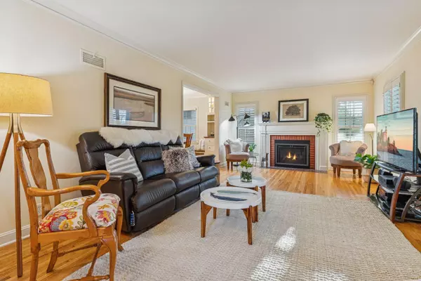 Minneapolis, MN 55419,5243 Clinton AVE