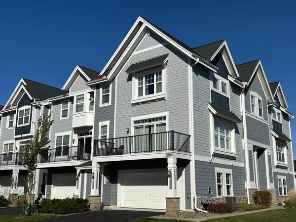 Apple Valley, MN 55124,15575 Early Bird Circle