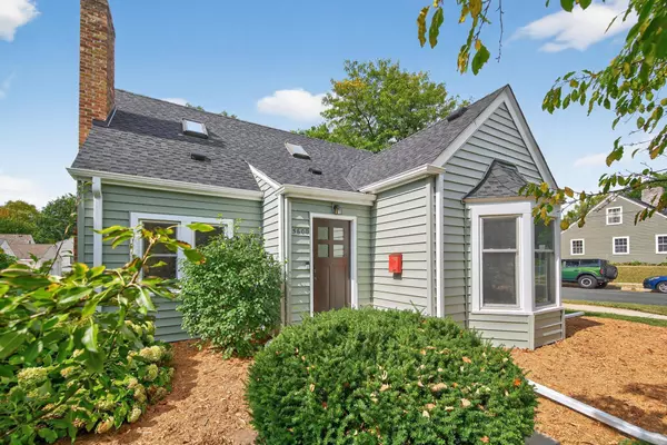 Minneapolis, MN 55419,5600 Harriet AVE