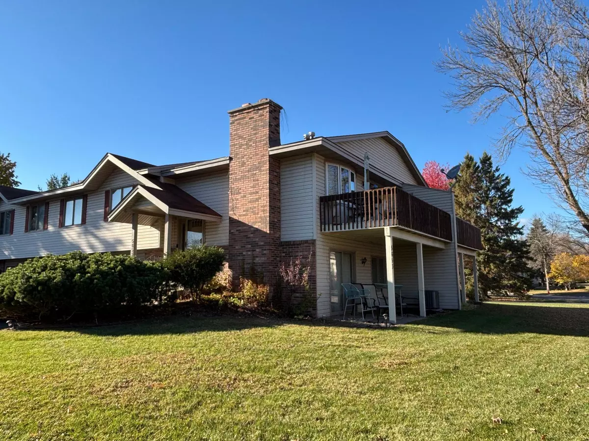 Shoreview, MN 55126,5653 Chatsworth ST N