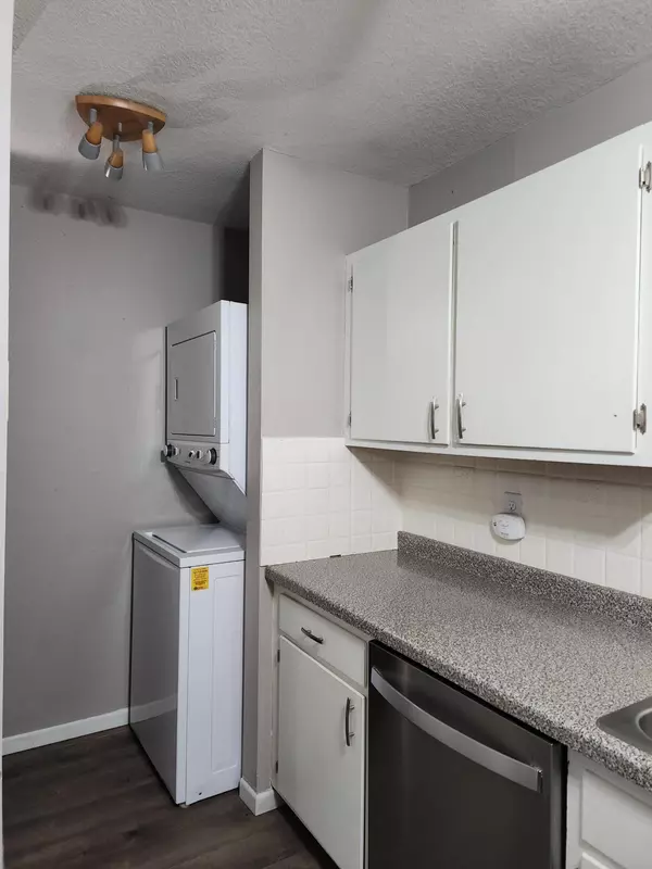 Shoreview, MN 55126,1008 Carmel CT