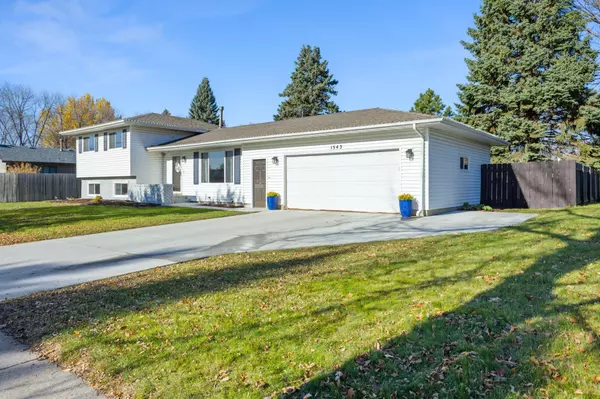 Fargo, ND 58103,1543 25th AVE S