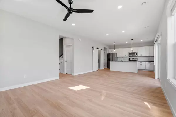 Victoria, MN 55318,5395 Robinwood CT