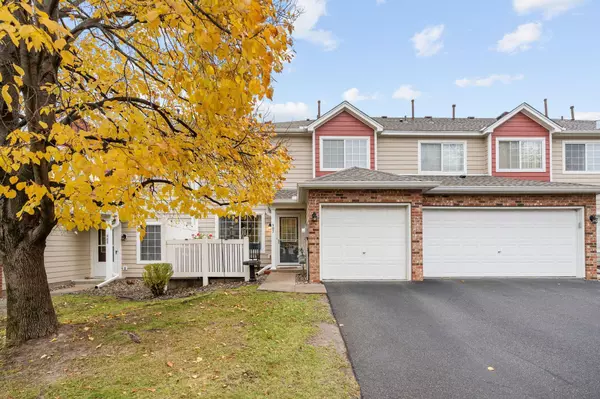 587 Mariner WAY, Woodbury, MN 55129