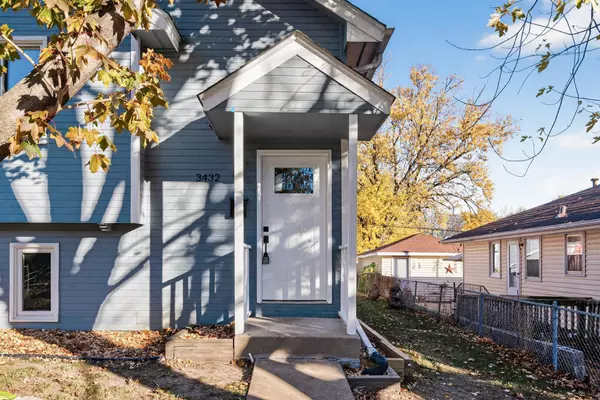 Crystal, MN 55422,3432 Lee AVE N