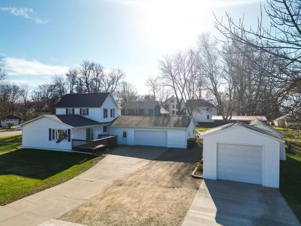 Albany, MN 56307,421 6th ST