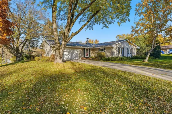 447 Transit AVE, Roseville, MN 55113