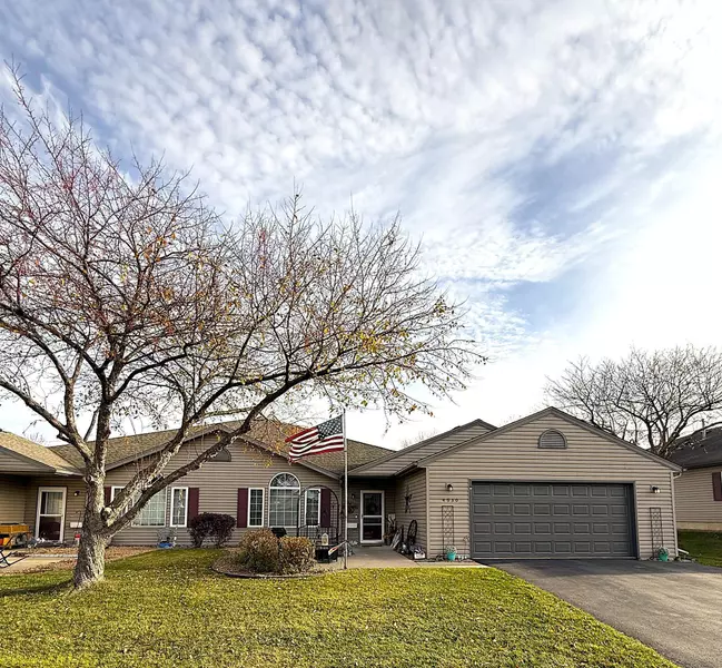 4930 32nd AVE NW, Rochester, MN 55901