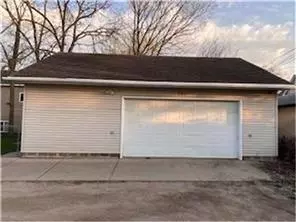 Saint Paul, MN 55102,587 Bay ST