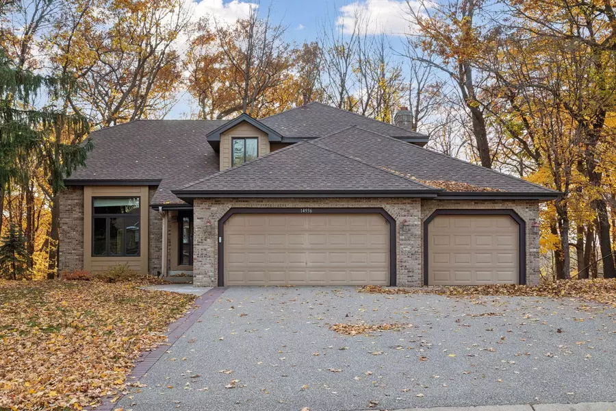 14936 Timberglade CIR NE, Prior Lake, MN 55372