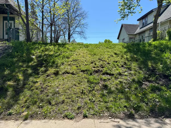 Saint Paul, MN 55106,1150 Reaney AVE