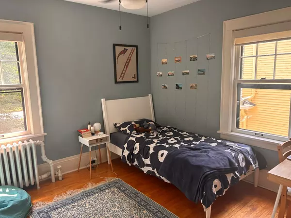 Saint Paul, MN 55105,749 Fairmount AVE