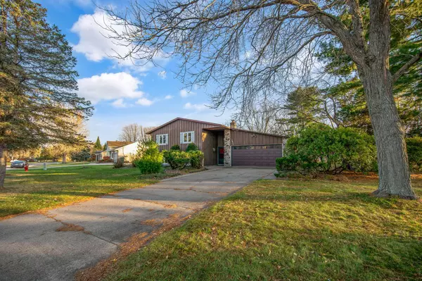 Stillwater, MN 55082,2633 Fairlawn DR