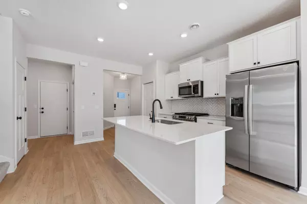 Minnetrista, MN 55331,4767 Switchgrass LN