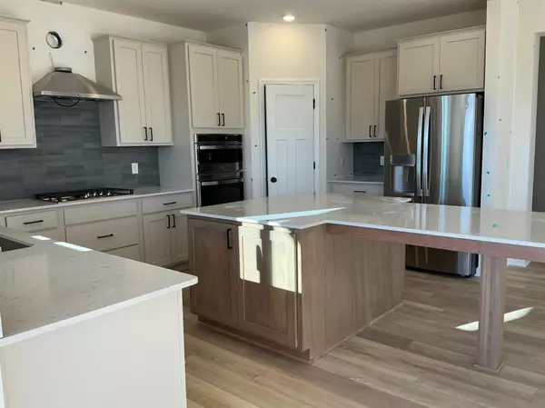 Minnetrista, MN 55331,6559 Bellflower DR