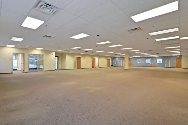 Hopkins, MN 55343,800 5th ST S