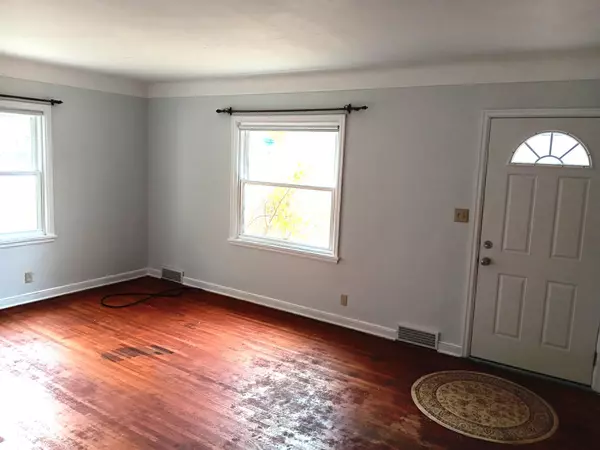 West Saint Paul, MN 55118,1108 Oakdale AVE