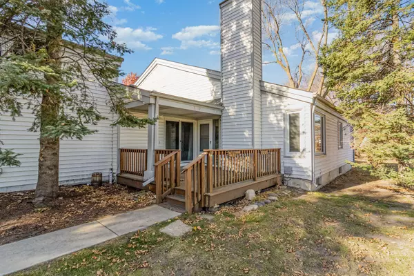 7500 Landau DR, Bloomington, MN 55438