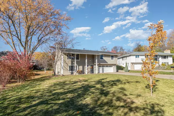 3244 Ensign CT N, New Hope, MN 55427